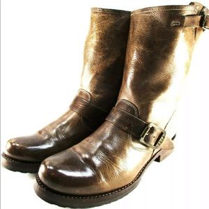 Frye Women’s Veronica Short Boots- Brown